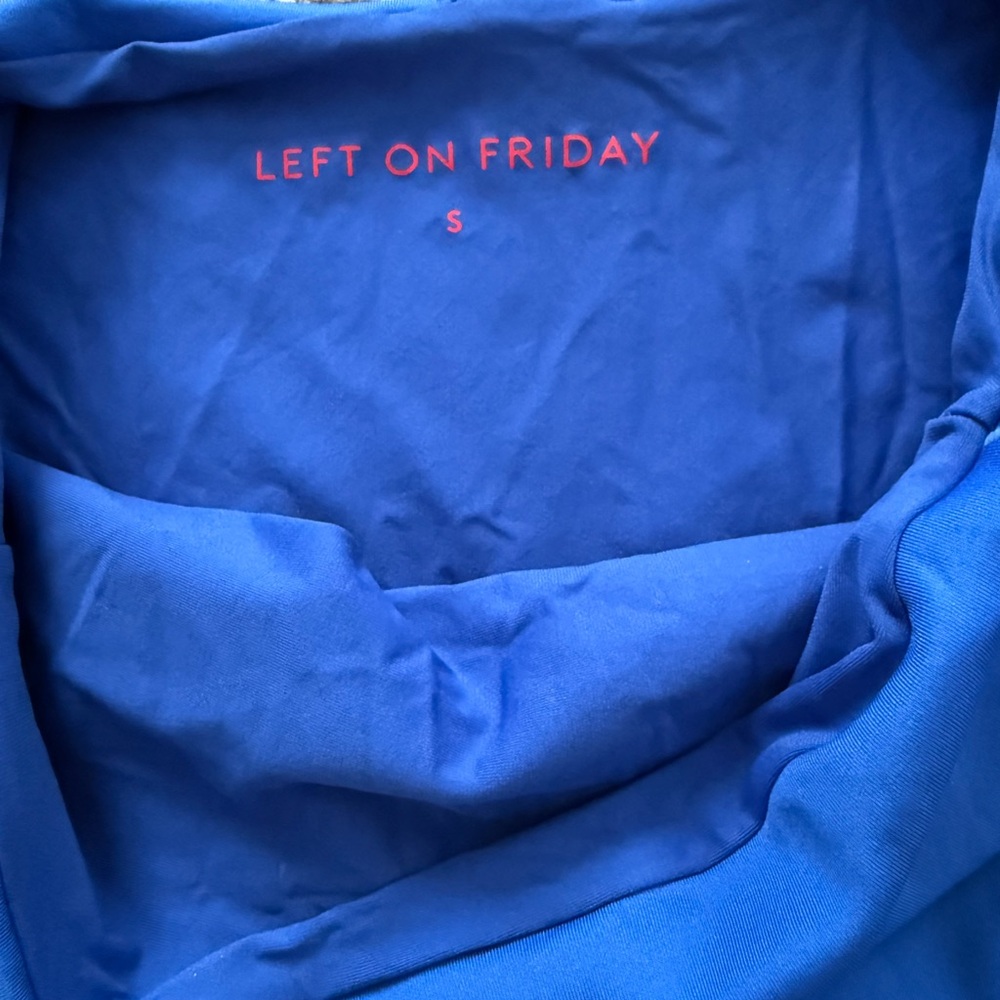 Left on Friday small Hi Tide Bottoms.
Color is “first place blue”